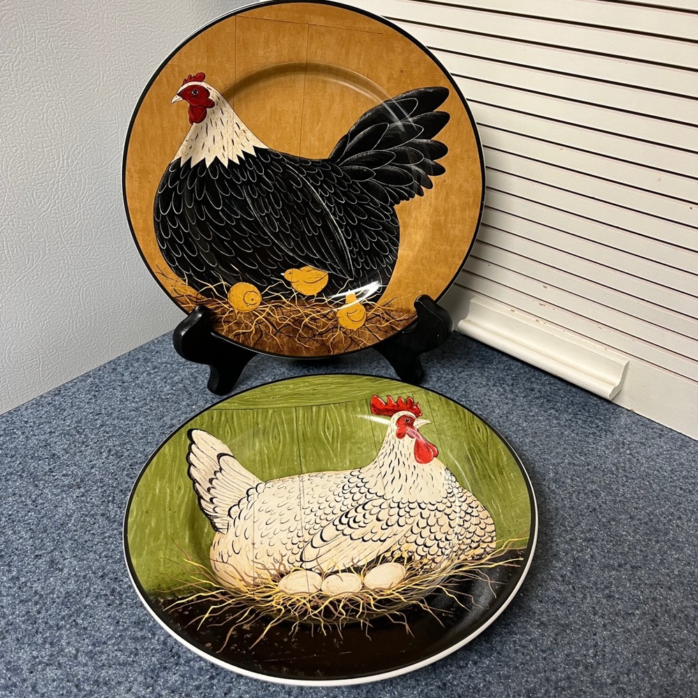 Sakura Vintage Warren Kimble Farmhouse "Henny Penny" Stoneware Plates (2)